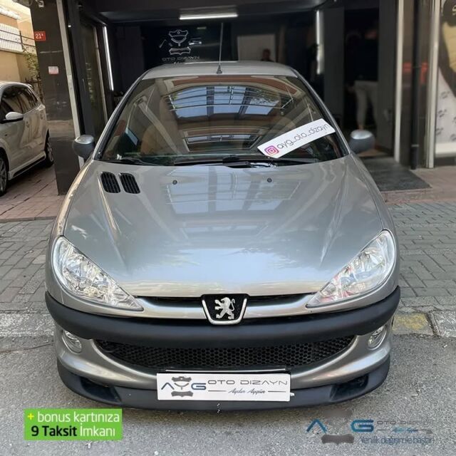 Peugeot 206 Öncesi-Sonrası
Araç sahibine iyi günlerde kullanmasını diliyoruz.🤗

✅Araçta yapılan işlemler:
➡️Koltuk Kaplama
➡️Kapı Döşemesi Kaplama
➡️Direksiyon Kaplama
➡️Tavan Kaplama
➡️Plastik Aksam Boyama
➡️Logolu Başlık

💰Fiyat almak için; 0534 968 60 07

Yenilik değişimle başlar!
 #peugeot206 #aygotodizayn #otodöşeme ________________________________________________
🚘 Ayg Oto Dizayn - Profesyonel Oto Deri Döşeme
🌎www.aygotodizayn.live
☎ 0534 968 6007
🏢Ambarlı Mah. Balaban Cad.No:21/A Avcılar/İstanbul